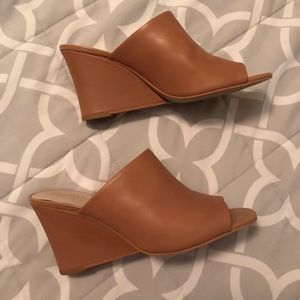 Seychelles wedges